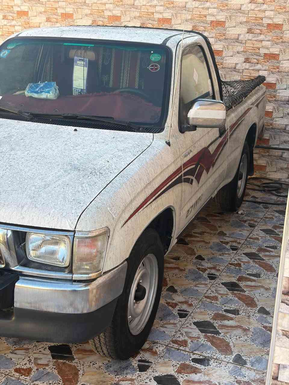 سلام عليكم شباب 2001 داخل ماروني كوتي سياره جديده محرك شادله بل صندوك تخم تاير سياره نضافه فول رقم انبار نكليزي تحويل مباشر  لسعر 95 وبيه مجال ***********
