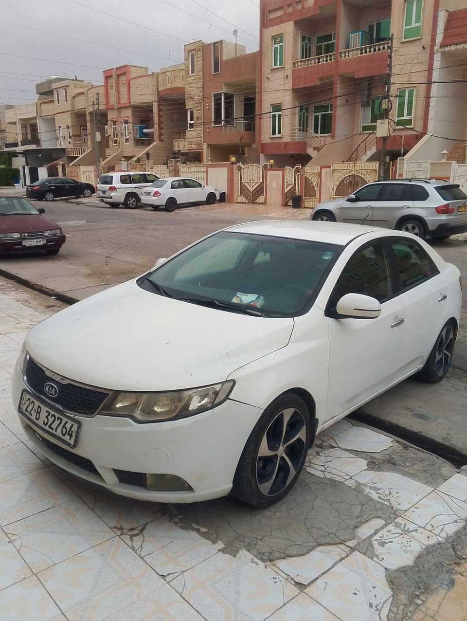 كيا سيراتو ٢٠١٣ محرك وكيري وتبريد بشرط ٤ قطع صبوغ رقم وسنوية وهزة جديدة  السعر ٩٥ ومجال . اتصال عالرقم  *********** أربيل, العراق
