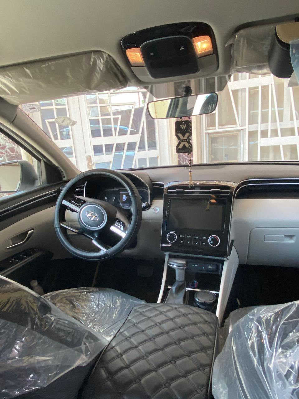 السلام عليكم
توكسان موديل 2021 رقم أربيل أنكليزي باسم شركه 
المواصفات المعروفه للتوكسان السياره ماشيه 54000 
مكان السياره بابل 
للاستفسار اكثر الاتصال 
***********
