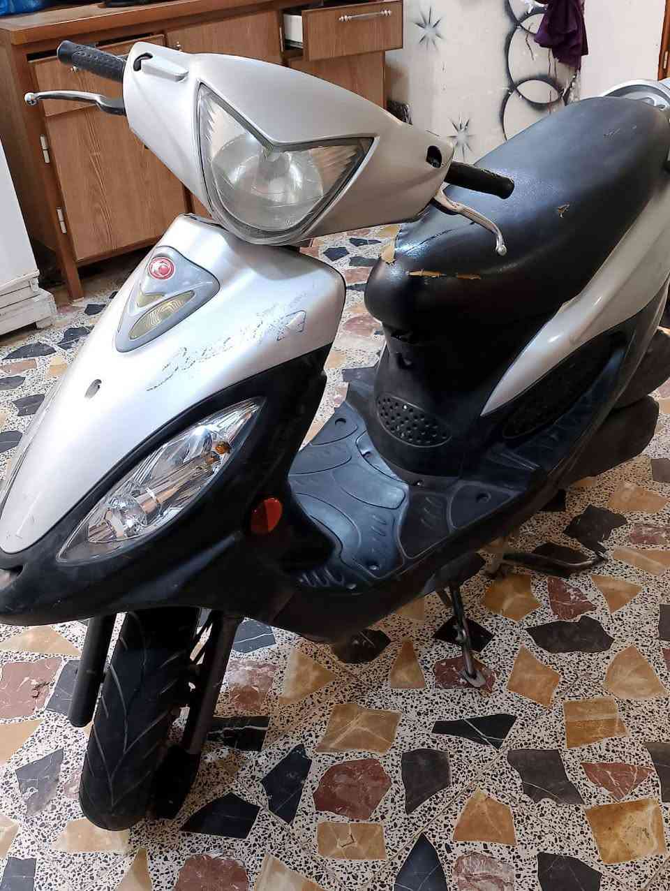 دراجه  v22018دراجه مامفتوحه كفاله عامه دراجه كلهه شغاله نگره سلف دراجه وين ميعجبك افحص  السعر650وبيها مجال.   ***********
