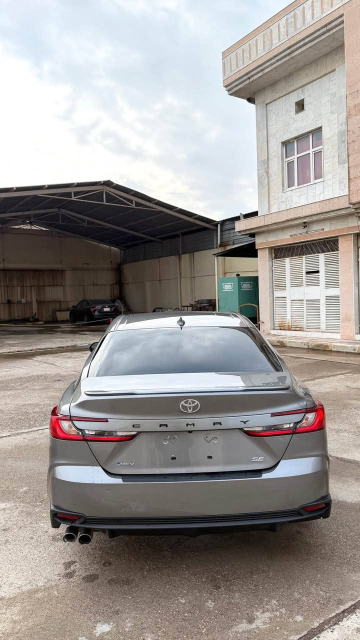 كامرى 2025  هايبرد 
السعر :215 ومجال   
اللوان :نفطي
عداد المسافة :200km زيرو حساب 
ملاحظة السيارة :  بونيد صبغ  بدون دواخل 
ارباگ مرجع بلادى 

المواصفات : SE
‏‎بصمة ابواب 
‏‎بصمة تشغيل 
 تشغيل عن بعد (𝐑𝐞𝐦𝐨𝐭𝐞 𝐒𝐭𝐚𝐫𝐭)
‏‎شاشة   
‏‎كاميرة
هاند بريك بصمة
اوتو هولد (𝐀𝐮𝐭𝐨 𝐇𝐨𝐥𝐝)  
اوتو ستارات (𝐀𝐮𝐭𝐨 𝐒𝐭𝐚𝐫𝐝)
اوتو ستارات (𝐀𝐮𝐭𝐨 𝐒𝐭𝐨𝐩)
رادار امامي (تحديد مسار)
‏‎رادار جانبي (نقاط عمياء)
‏‎رادار خلفي (التحذير من الاصطدام)
‏‎حساسات امامي
‏‎حساسات خلفي 
نظام (𝐄𝐜𝐨)
نظام (𝐍𝐨𝐫𝐦𝐚𝐥) 
نظام (𝐒𝐩𝐨𝐫𝐭)
تحكمات  استيرن
كشنات كهربائي
تبريد لمس
لايتات (𝐋𝐞𝐝) ليد زينون بيلادي
بكلايتات (𝐋𝐞𝐝) ليد بيلادي
ويل كروم 

وبعد هواية مواصفات…

‏‎تفاصيل اكثر الاتصال علی ارقام التاليه  

𝐖𝐡𝐚𝐭𝐬𝐀𝐩𝐩-𝐕𝐢𝐛𝐢𝐫
☎️***********

عنوان📍عقره اكر, نينوى
