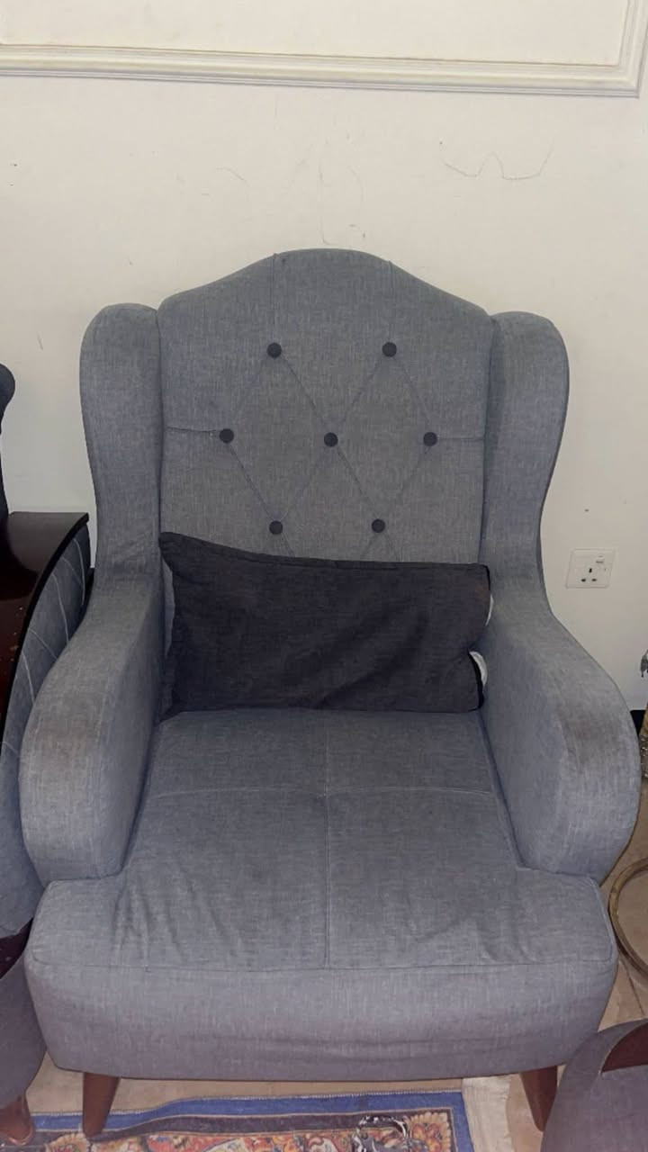 تخم للبيع ١٠مقاعد اللون رصاصي  التخم نظيف جدا استعمال ٦اشهر يرادله غسل فقط مكاني بغداد منصور


**إذا كنت صاحب هذا الإعلان وتريد حذفه لأي سبب، رجاءا أرسل رسالة إلى الدعم الفني**