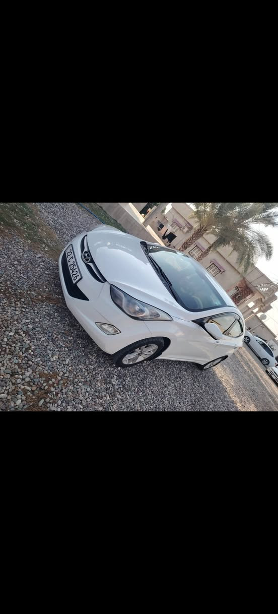 النترا ٢٠١١ محرك ١٨ صبغ جاملغ خلفي يمين + تبديل باب خلفي يمين منضومة تبريد جديدة + صدر جديد +تواير جدد محرك وكير شرط سعر ١١٠ وبيها مجال ويرهم اقساط مكاني جنوب الموصل ناحية الگياره قرية الصلاحية 
للتواصل ***********
