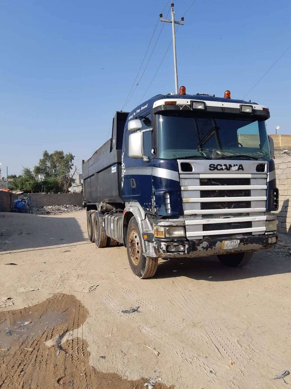 سلام عليكم سياره للبيع مكينه خير من الله 6نجكتر كير 3/3 تخم تاير شاصي مكفوال مجموعه 97لعنوان بصره زبير سعر 240وبيهه مجال قليل‏يرجه لنتصال‪***********‬‏
