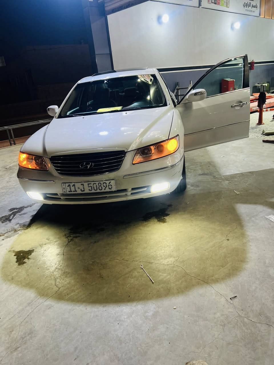 سياره هونداي ازيره 2009 خليجي شركه الكاصد فول موصفات ابيض صدفي محرك 3300 بيها قطعتين صبغ السياره جاهزه من محرك كير صدر تخم تاير ترايك وين متريد رقم بغداد باسمي تحويل ثاني يوم مكانها الرمادي سعرها 105 وبيها مجال بسيط 
***********
