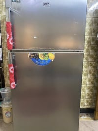 اخوان أو خوات الأعزاء كل عام وأنتم بألف خير عندي ثلاجه كبيره مستعمله ن...