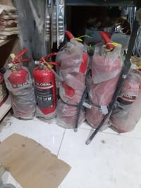 عدد خمس مطافئ جديده للبيع  07713957952
