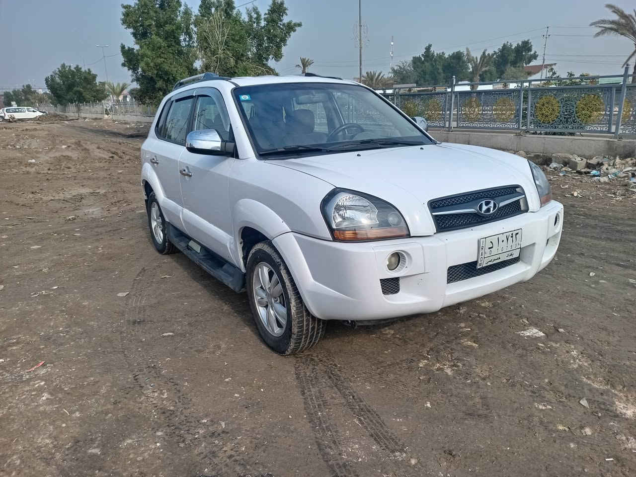 سلام عليكم توسان للبيع موديل 2010 خليجي رقم بغداد مشروع وطني سنوية لل 2029 محرك 2000 دوش مكفولة كفالة عامة من الصبغ والضربة والتبديل السونار مرفق مع الصور سيارة جاهزة من كلشي شاشة كامرة دوارة تبريد ثلج تدفئة نار دوشمة كاعية جلد كير محرك صدر كهربائيات كلها شغالة سيارة نظيفة وحلوة ونشطة مال جناي السعر 125 وبيها مجال للشراي عنوان بغداد محمودية عل شارع العام للأستفسار هاتف *********** /*********** ملاحظة كورك بي واتساب
