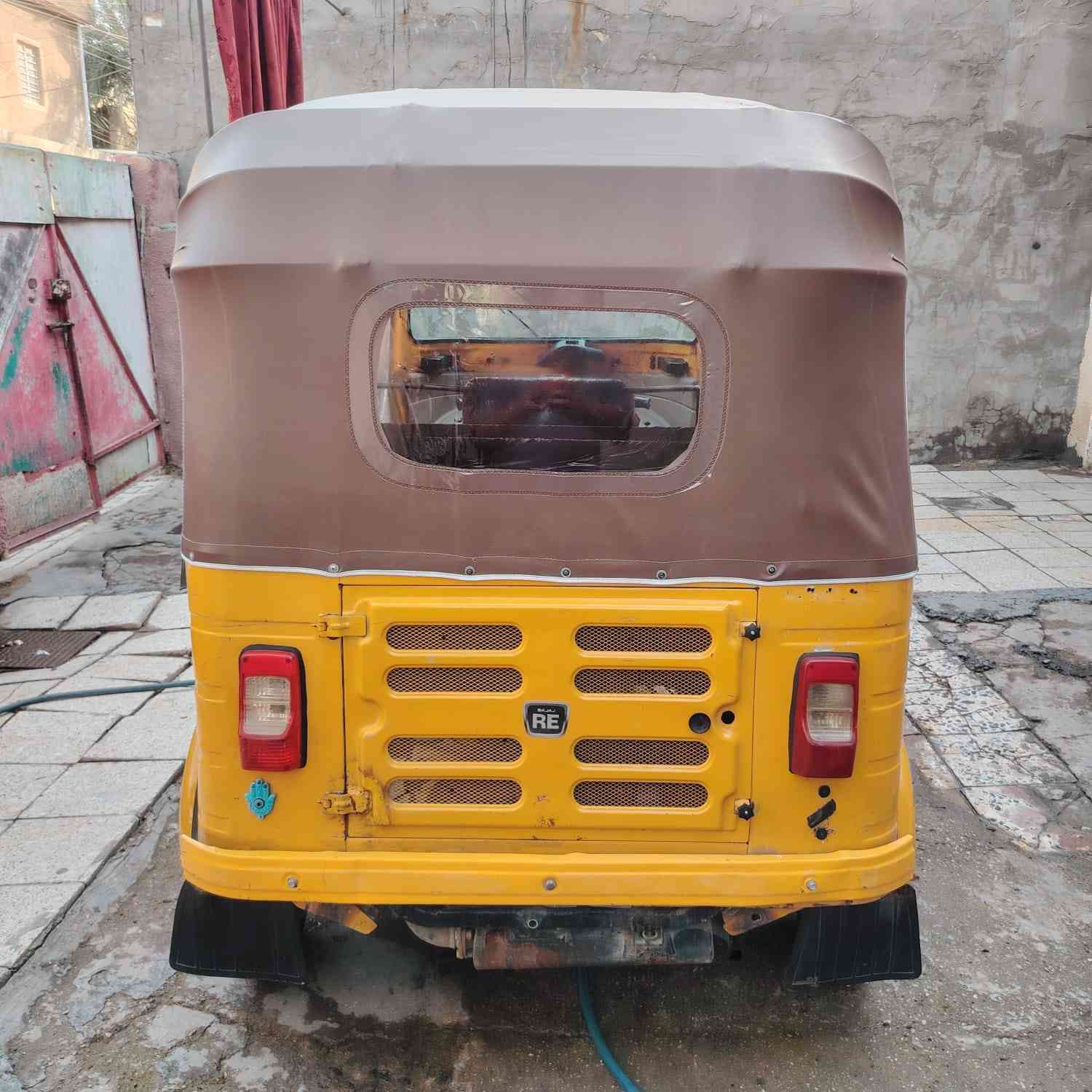 سلام عليكم تكتك البيع موديل 19اورق السبعه اصليه مكاني الحسينيه مال راشديه سعر 4700وببه مجال الطيبين***********
