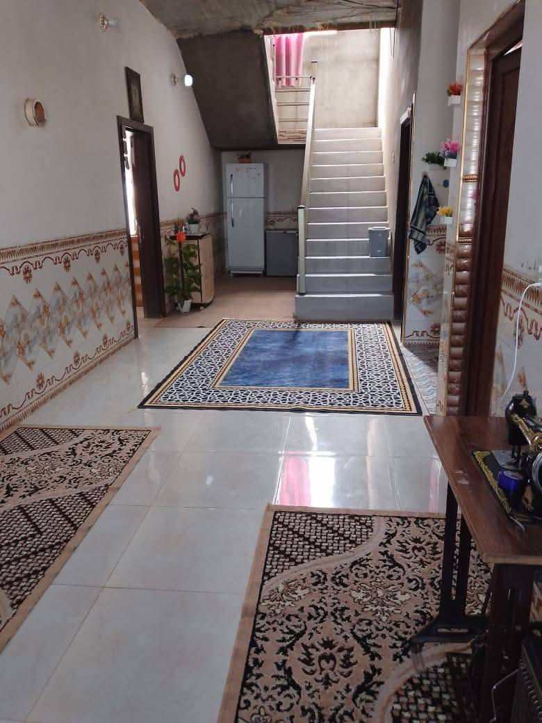 #ماشاء_الله_تبارك_الرحمن 
بسم الله الرحمن الرحيم
السلام عليكم ورحمة الله وبركاته
يعلن مكتب علي الصميدعي للاستثمار العقاري
عن توفر دار للبيع المساحة ٧٥٠ متر الوجهية ١٥ متر مربع الموقع قرى الشيخ بابا قرية فرج قرب جامع المدينة المنورة بناء حديث طابق ونصف يحتوي على استقبال ٧ونص*٤ ومطبخ ٥ *٤ وصالة ١٠ *٤ مع غرفتين نوم مساحة كل غرفة ٥ *٤ مع منور وترك حول البيت كاملاً الطابق الثاني
 بيتونة ٦ *٤ وغرفة نوم ٥* ٤ مع كراج سيارة وحديقة ١٥*١٢ متر مع حقل خلف البيت ٢٠٠ متر مسقف كامل ٠٠٠ علماً جميع ارضية الدار سيراميك يحتاج فقط سقف ثانوي عرض الفرع ١٣ متر ٠٠٠ للاستفسار عن السعر وباقي التفاصيل الاتصال المباشر بصاحب الدار
📞 *********** متوفر واتس اب
📞 *********** متوفر واتس اب
او زيارة مكتب علي الصميدعي للعقار الكائن في ديالى ٠ جلولاء ٠ حي الشهداء ٠ مقابل اتحاد شباب جلولاء ٠ ودائرة التقاعد ٠
@إشارة
