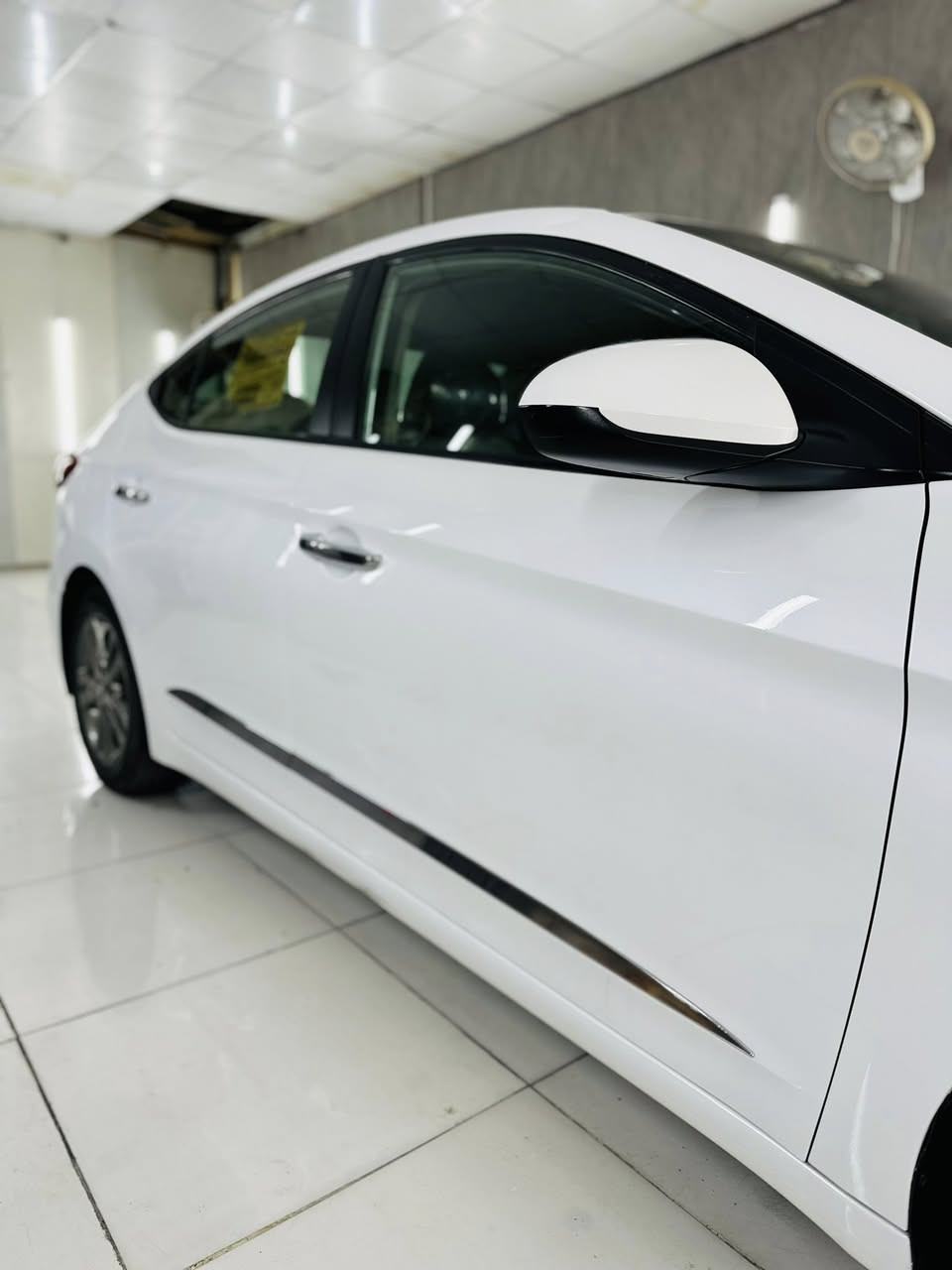 سلام عليكم للبيع النترا 2018امريكي حادثها كلش بسيط 
قبق صندوك فقط والباقي مكفول  نص فول كير مكينه مكفولات ماشيه 58استخدام شخصي سياره جديده مال بيت تخم تاير جديد جاهزه مانقصها شي مكينه2000دوش رقم بغداد بسمي 
#السعر132وبيهاًمجال العنوان بغداد الكاضميه  
***********☎️***********
