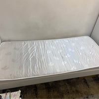 سرير فردي ايكيا • ١٠٠×٢٠٥سم • السليمانية