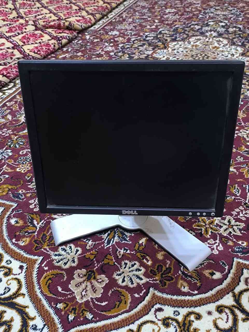 شاشه صغيره ترهم ثانويه اتساند متحرك بكل الاتجاهات 75 هيرتز 
بورد مثل ما موضح وصيت عليي من برا ووصل بهاي الحاله بي 5 لو 6 بنات معوجات عواج بسيط كلش ابيعها على وضعها شغاله هيه خليت بيها كيبل 24 بن انطنت كلوبات 
 قيمهن وبيع ب اعلى سعر


**إذا كنت صاحب هذا الإعلان وتريد حذفه لأي سبب، رجاءا أرسل رسالة إلى الدعم الفني**