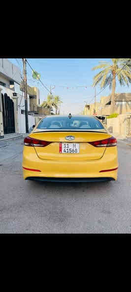 سلام عليكم الانترا ١٧ حادث موجود بصورة ربع جاملغ وربع بنيد بدون دواخل سياره جديده خير من الله السعر ١٢٦ مكينه الفين دوش الاستفسار علا رقم ***********
