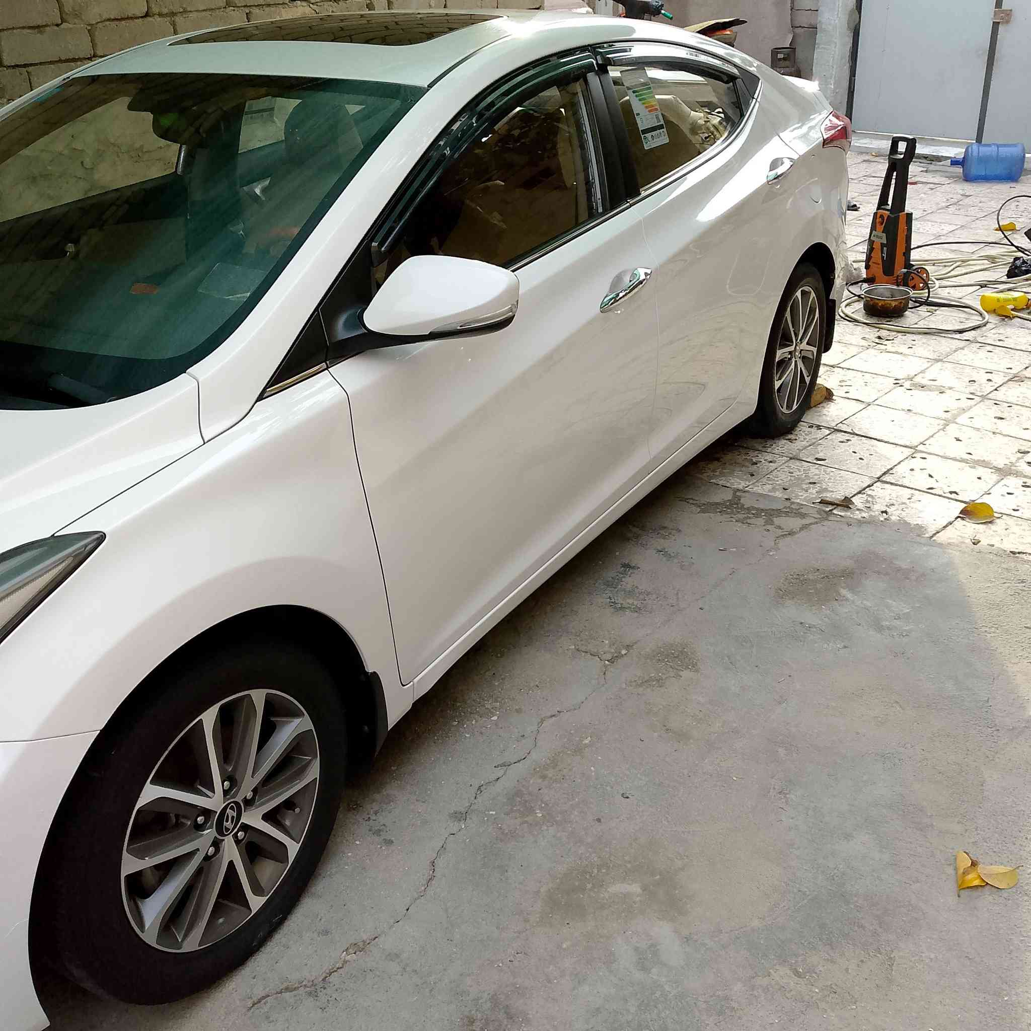 سلام عليكم من رخصه الادمي هونداي النترا للبيع فول مواصفات موديل 15 للاستفسار الاتصالى***********
