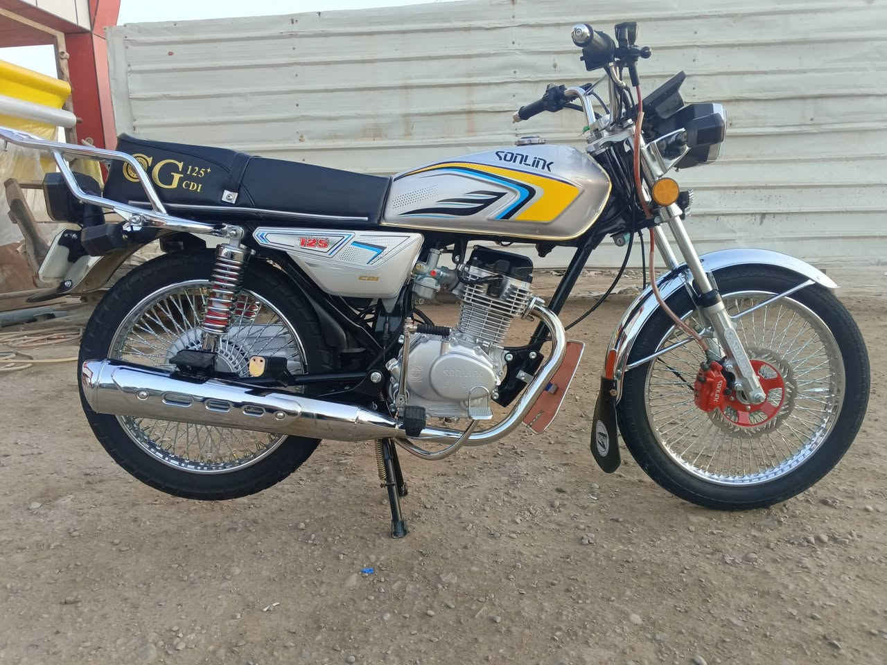 تايكر 25 ختم سونك الاصلي 

بعدهه كسر فلين استعمال كلش قليل 

سعر...  750  ... ***********

مكاني حله شوملي
