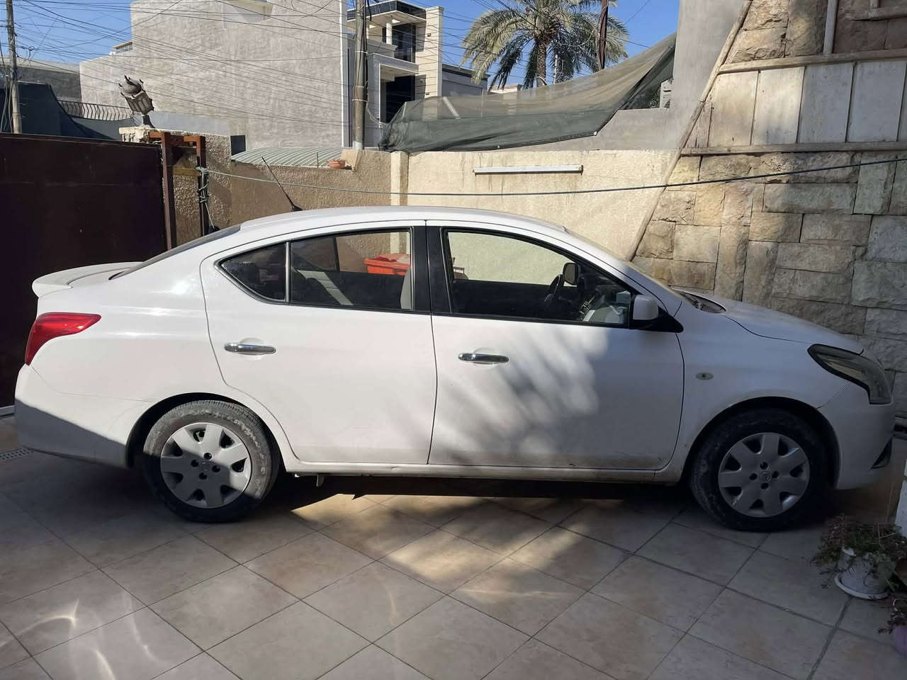 السلام عليكم

نيسان سني هندي ام البليته الزركه موديل 2022

رقم اربيل باسمي  تحويل ثاني يوم 

مكانها بغداد الغزاليه

سيارة كفالة عامة من كلشي 

ماشية 105 الف

تخم تاير جديد شاده 

سيارة نظيفه وجديده بكل معنى كلمة

سعرها 121 وبيهه مجال للشراي 

ما موجود عالخاص فقط رقم  ***********
