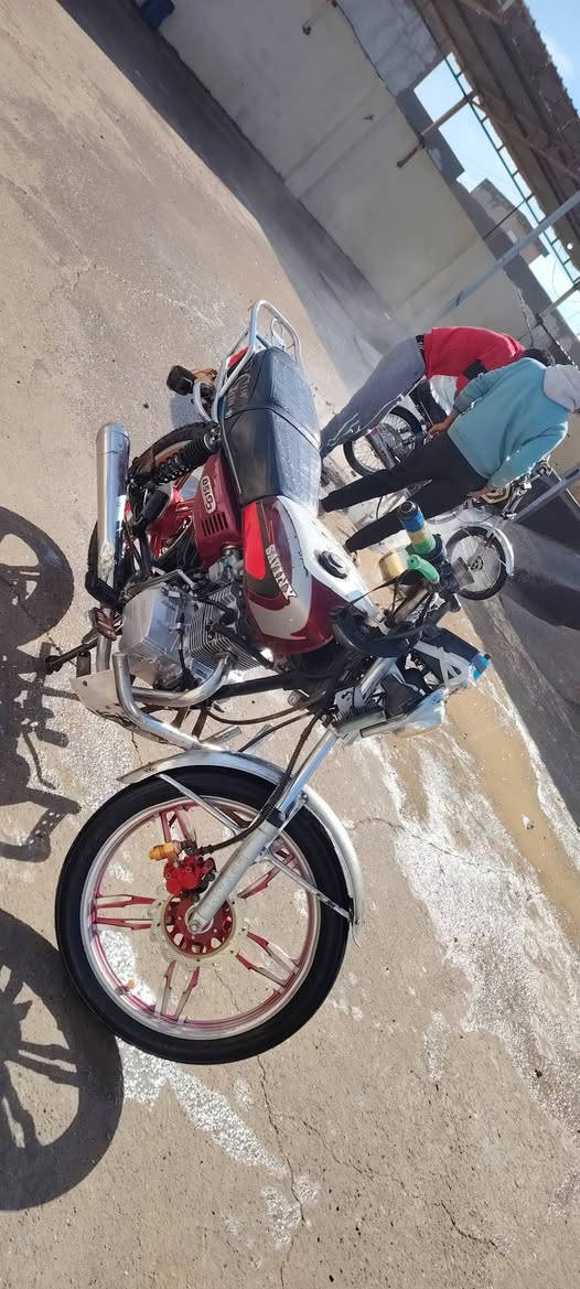 السلام عليكم دراجه سيفان موديل 2021حيل نضيفه سلف شقال كهربائياته شقاله ماعايزه ربع مراوس بتايكر نضيف ***********
