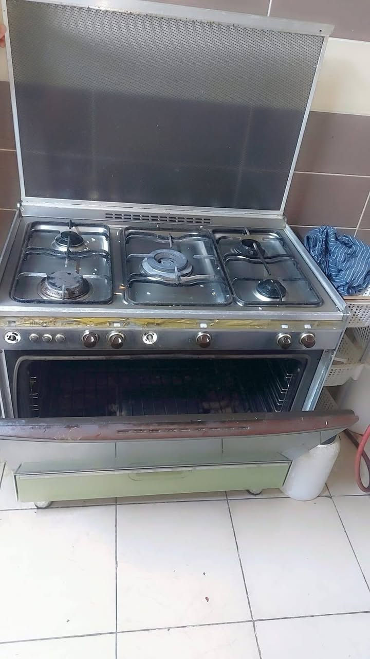 سلام عليكم طباخ كريازي الباب لأول لاصلي الونين عيونه ما شاله عليهن فرن مالته كامل بس نقص صينيه فرن مكان الطباخ اربيل اوينه شار قرب بنصلاوه


**إذا كنت صاحب هذا الإعلان وتريد حذفه لأي سبب، رجاءا أرسل رسالة إلى الدعم الفني**