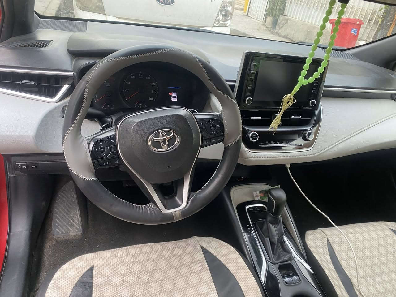 سلام عليكم كورلا ٢٠٢٠ بيه قطعتين تبديل نفس ألون وقطعتين صبغ تخم تاير جديد صدر جديد سياره جديده الف دينار متصرف عليهه ماشيه ٦٩   السعر ١٢٥   العنوان الامين الثانيه ***********
