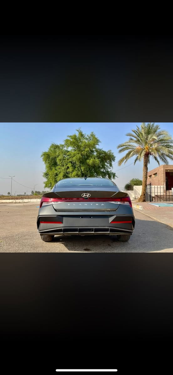 السلام عليكم للبيع النترا مويل 2024 دخول جديد (بدون رقم) منفيس بأسمي تحويل ثاني يوم حادثها فقط بنيد راجع بارد بسيط بدون اي دواخل باقي السياره مكفوله من الصبغ والتبديل ماشيه (15ميل) علا وضع الشركه محرك 2000 دوش )
—————————————————--
2-بصمه وتشغيل عن بعد 
3-ويل كب 17 كروم 
4-رادارات أماي خلفي 
6- لا يت لد زنون 
7-لد داخلي بل دشبول 
8- شاشه دجتل متصله 
9-تبريد بيانو منفصل
باقي المواصفات معروفه 
—————————————————
السعر154بيها مجال بصيط مكاني بابل الحلة الرقم 

 📞***********
    
واتساب فقط.  ☎️***********
