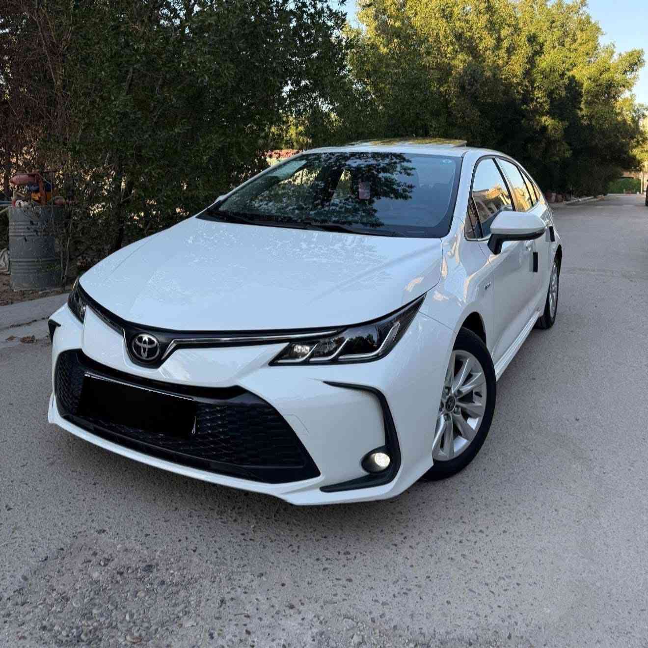 السلام عليكم
كورلا 2024 هايبرد فوووول مواصفات 

كفالة عامة جديدة 

مواصفات فول 

بصمه 

جلد 

فتحه 

رادارات

وباقي المواصفات المعروفة 

كفالة عامة سياره 

ماشية 29 الف 

رقم بغداد تحويل ثاني يوم 

مكانها بغداد

السعر 14700$ وبيها مجال 

للاستفسار 

‭077 5664 3900‬
