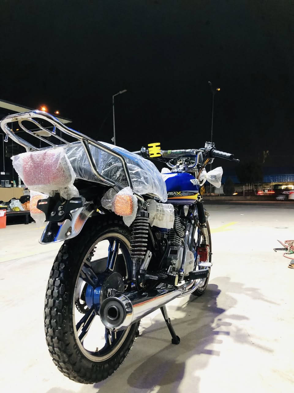 سلام عليكم
ماطور SOLINK
2023
وجبه اول 
ماشاء الله نار نار 
محرك نضيف لا صوت لا شي 
منفيس اصلي بشرط
ماطور احلي من صوره 
سعر 450وبي مجال 
بخدمتكم 
رقم ***********
واتساب***********
