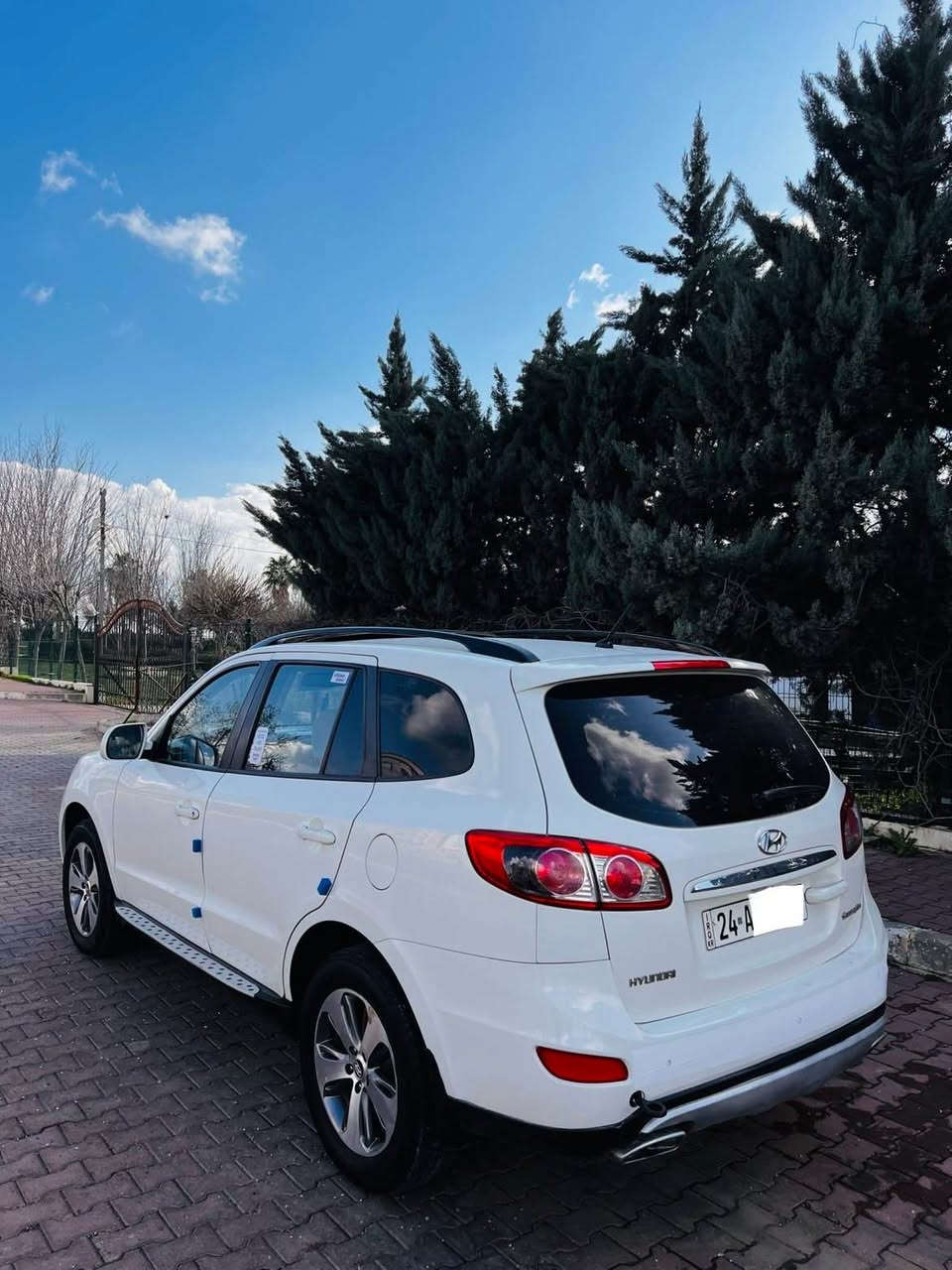 هونداي سنتافي 
موديل 2012 
خليجي 
مكينه 4 پستن 
فول موصفات به س به صمه نيه 
سيلايت و سلاجه و ته بريت مه ركه زي 
رقم سه نه وي جديد هه تا 2031
بي سبغ 
تخم تايه جديد 
موبايل *********** اكر, نينوى
