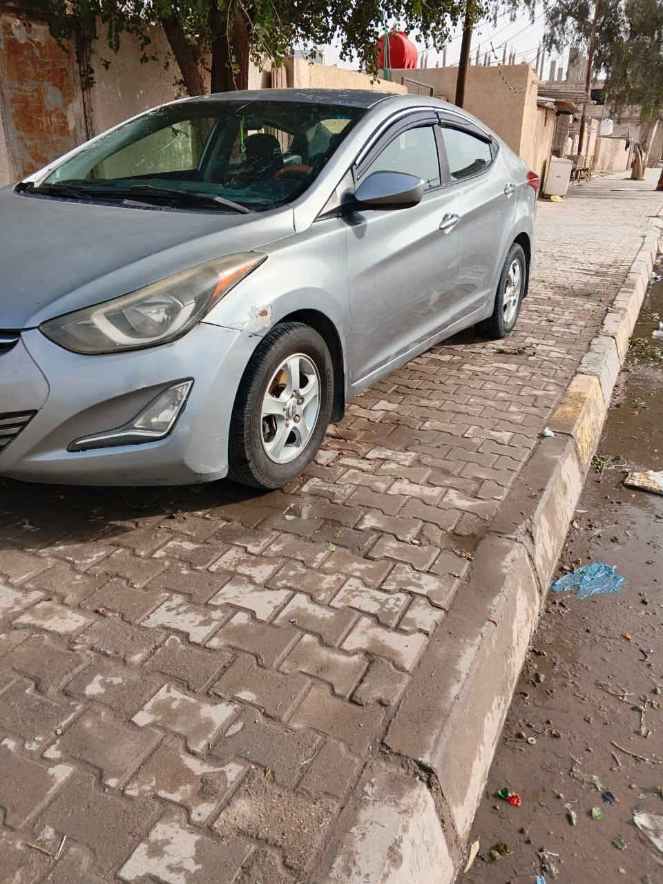 السلام عليكم سياره انتره مريكي مديل 16مكينه كير حداديه تبريد كارتون بيع او مراوس بسيارعاليه حسب القناعه الاستفسار ***********
