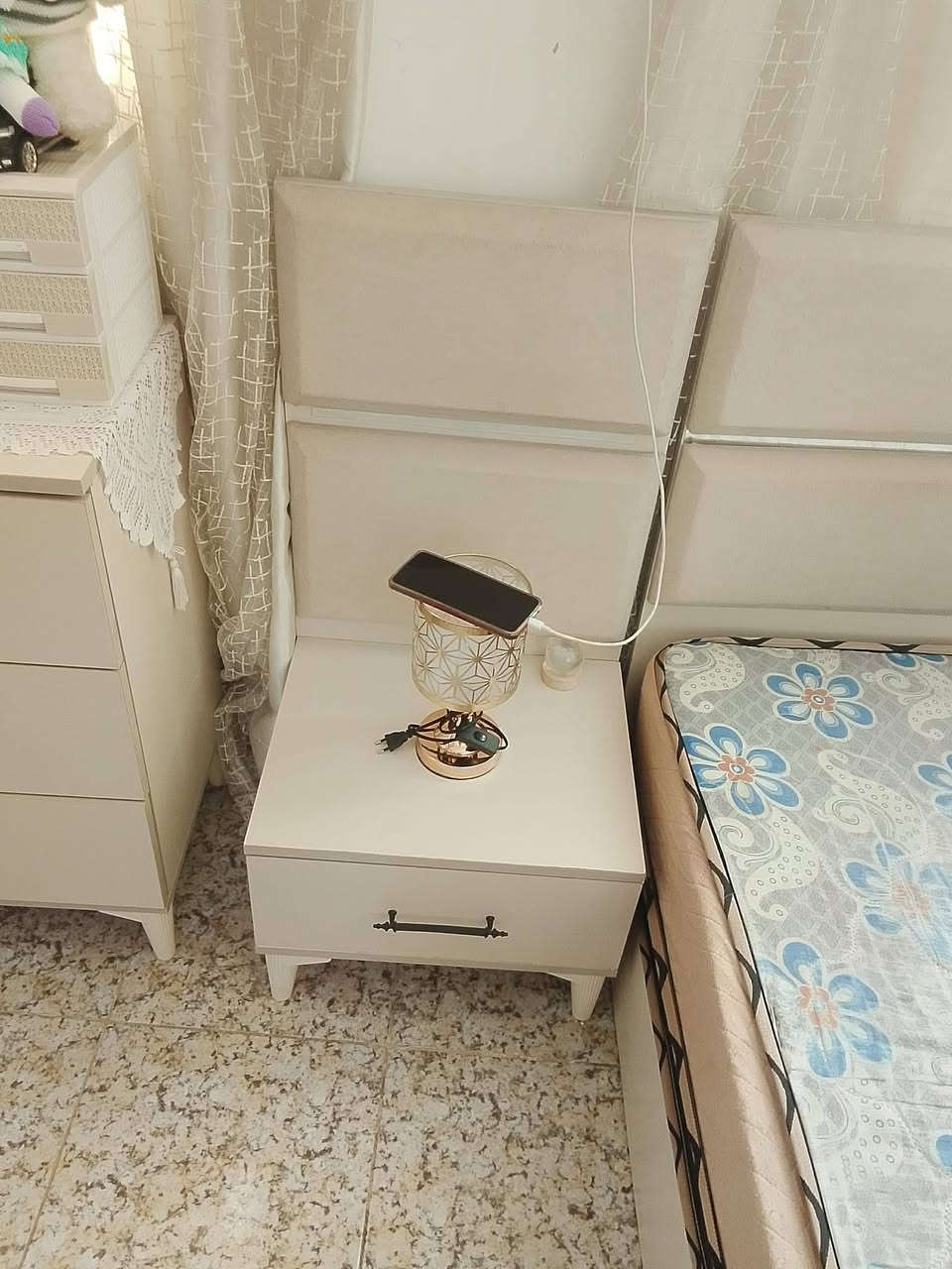 غرفه استعمل اقل شهر بسبب نقل سعر 500 وبي مجال لشراي  مكان بغداد سريدات


**إذا كنت صاحب هذا الإعلان وتريد حذفه لأي سبب، رجاءا أرسل رسالة إلى الدعم الفني**