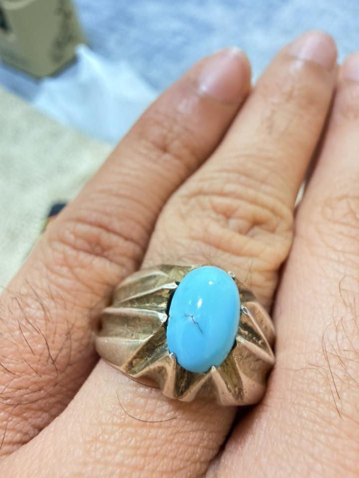 خواتم فيروز عدد 2  لبة نيشابوري صافيات وزراك حلو  صياغة يدوية  وسعرهن مناسب
0772970560


**إذا كنت صاحب هذا الإعلان وتريد حذفه لأي سبب، رجاءا أرسل رسالة إلى الدعم الفني**