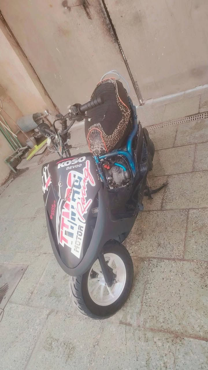 سلام عليكم شلونك  شباب ماكس عدلة مال لعب  لبيع 500 السفسار الرقم ***********
