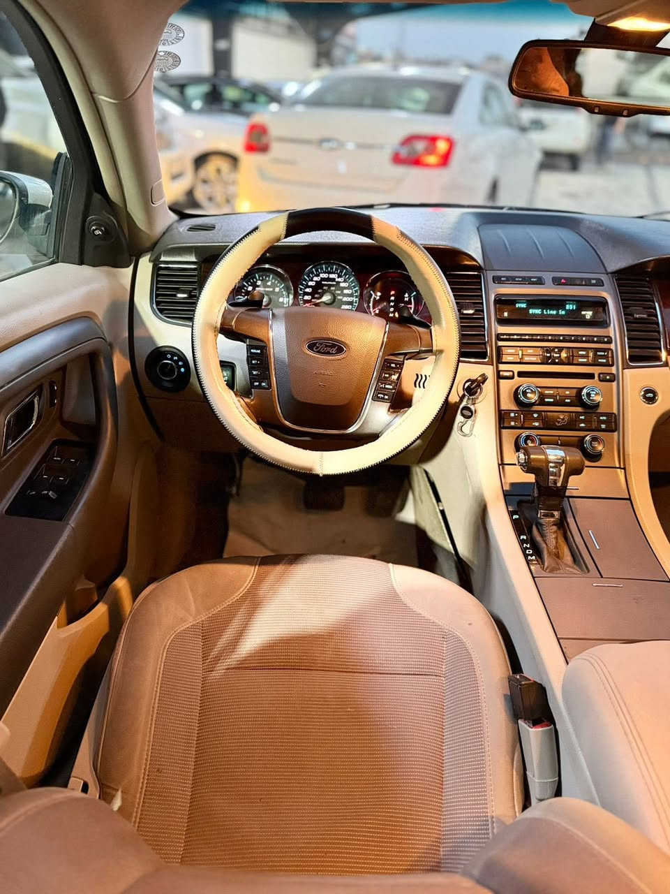 السلام عليكم فورد تورس موديل 12 السيارة كلين تايتل بدون صبغ بدون بارد بدون رصع بدون اشخوط كلين كفال عامه حته دعامي خلفي امامي بلادي  كير مكينه سنويه هزه براد كله جديد 
بسمي  السياره ماشيه 76 فقط 
حقيقي بشرط الفحص 
مكان السياره سليمانيه 
السعر 127 شباب لحد يكول هواي كلشي بسعر 
***********
***********
