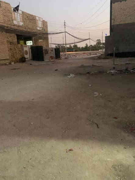 السلام عليكم
قطعه ارض المساحه 49 متر طابو صرف
نزال 10 واجه 5
 الاسكان العسكري قرب الصب القطعه ركن 
السعر 47 بيها مجال 
رقمي ***********
