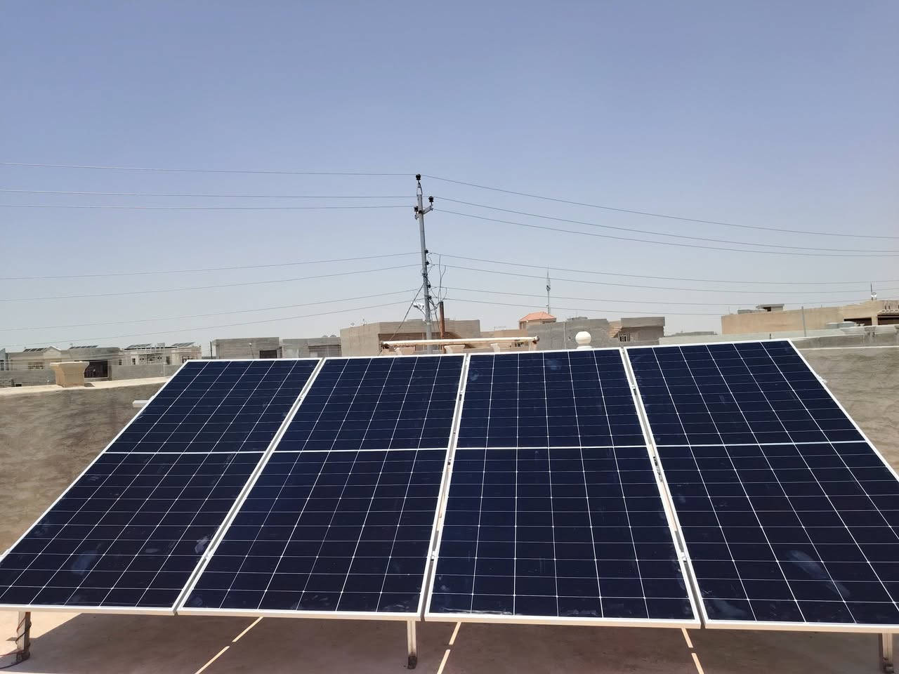 🔋⚡ تم بحمد الله إنجاز وتنصيب منظومة طاقة شمسية ⚡🔋
📍 صلاح الدين – تكريت –  الشهامة 
⚡ مواصفات المنظومة:
☀️ 10 أمبير نهاري
🌙 10 أمبير ليلي
✅ مكونات المنظومة:
1️⃣ ألواح لونجي Hi-MO X10 بقدرة 650 واط
ضمان 15 سنة 
2️⃣ بطارية ليثيوم Felicity 🔹 سعة 10 كيلوواط/ساعة 🔹 ضمان 5 سنوات ✅
3️⃣ إنفيرتر Felicity 6k 🔹 أداء عالي وكفاءة ممتازة
 ضمان سنتين ✅
💰 لماذا تختارنا؟
✔️ أسعار مناسبة وتنافسية جداً
✔️ توفير قائمة المواد مع الشركات المصنعة بكل شفافية
✔️ إمكانية المقارنة والتأكد من الأسعار قبل التنفيذ
✔️ التزام بالمواعيد وجودة في العمل
✔️ خدمة متواصلة ليلاً ونهاراً ☀️🌙
🎉 شركة العراق سولار للطاقة الشمسية ⭐ الثقة • الجودة • الأمان ⭐
📞 للاستفسار والحجز:
(***********
***********)
#الطاقة_الشمسية #العراق_سولار #صلاح_الدين # #طاقة_نظيفة #الطاقة_المتجددة 🔋☀️⚡
