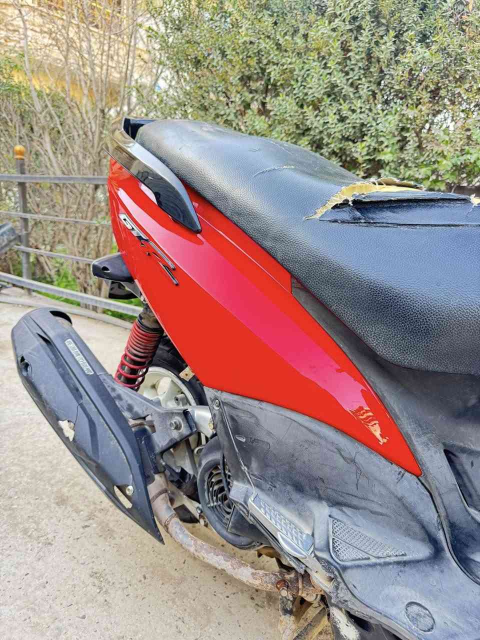 السلام عليكم
 للبيع دراجه GTR
 مفوووولة شلعة معدل 
خير من الله كلهة شغالة 
متصرف عليهة شي 
بيع او مراوس 
سعر ٧٠٠ وبيهة مجال بسيط
عنوان الغزالية الهياكل 

***********
