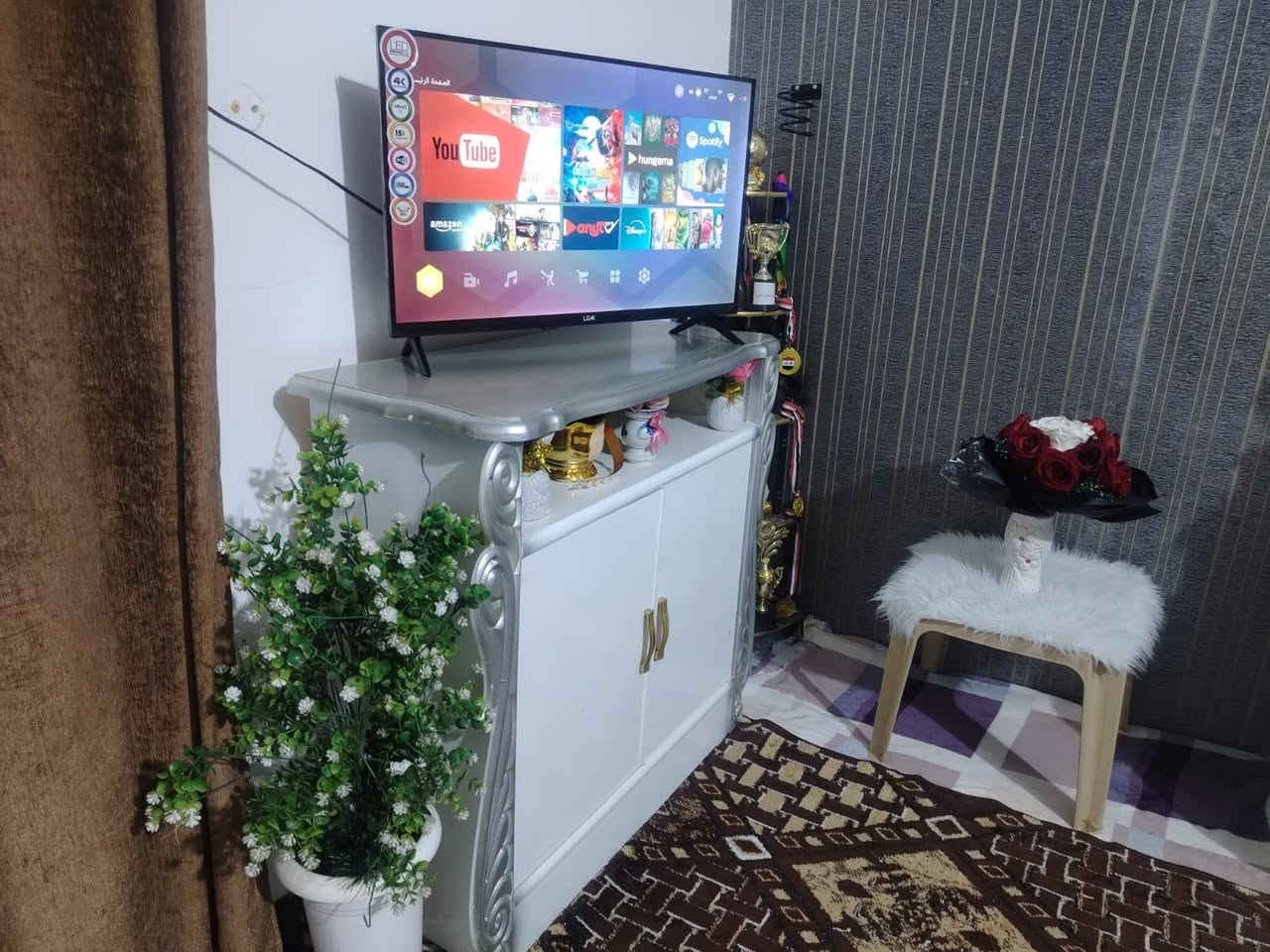 غرفه لبيع سعر مليون وبيه مجال ماصالها هواي من شديته قبل شهرين ال شراي يتفضل علا هاذ رقم ***********
