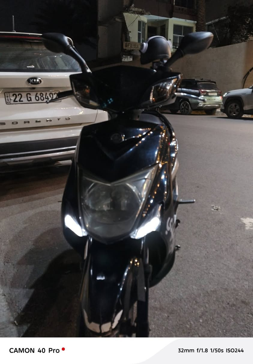 سلام عليكم 

 للبيع دراجه سكنس لد ياباني 

دراجه وكاله نضيفه جدا  جكليته 

مكفوله من طول لطول 

محرك ناعم الله شاهد خرسه 

   شرط محرك ممفتوح 

ماشيه 1270

بريكات دسك امامي بنز  خلفي 

كهربائيات كامله نكره سلف 

كيجات الكتروني 

دبلات ممتازه 

للعلم دراجه احلى من صور 

المكان بغداد الكريعات  

سعر وتفاصيل على الخاص.


**إذا كنت صاحب هذا الإعلان وتريد حذفه لأي سبب، رجاءا أرسل رسالة إلى الدعم الفني**