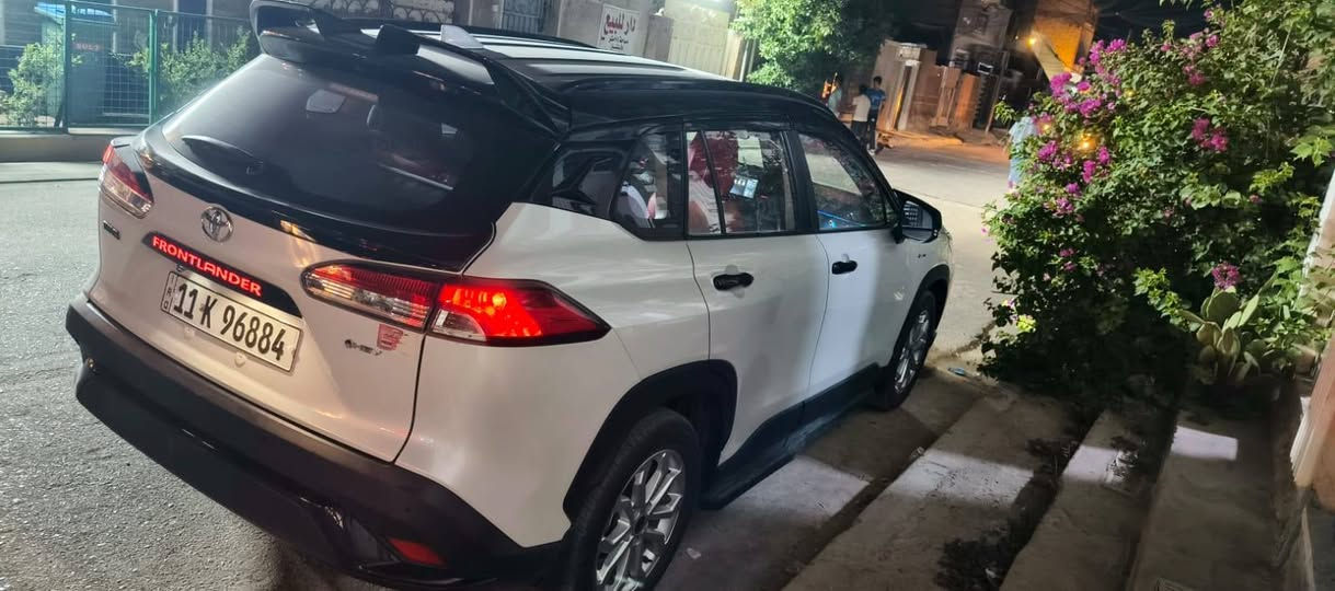 كورلا فرونتلاندر هايبرد 2025 بمحرك 2000 لتر،

 الميزات
✅ نظام هايبرد اقتصادي بالوقود.
✅ تشغيل ذكي بدون مفتاح (في أغلب الفئات).
✅ شاشة معلومات وسطية.
✅ كاميرا 4 محيطيه 360 درجه 
✅ مثبت سرعة.
✅ حساسات ضغط الإطارات.
✅ نظام مانع انزلاق وثبات إلكتروني.
✅ فرامل ABS ووسائد هوائية متعددة.
✅ وضعيات قيادة مثل ECO وNORMAL وSPORT.

داش كام 
كشن تحكم كهربائي
دوشمه كامله ارضيه كشنات صندوك وبيبان مغلقه بي دي ار

سياره مجمبزه من كلشي 

سعر 29 مليون
 بغداد الحسينيه 

***********
