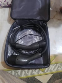 للبيع • اكسسوارات سيارة • مواصفات ناقصة