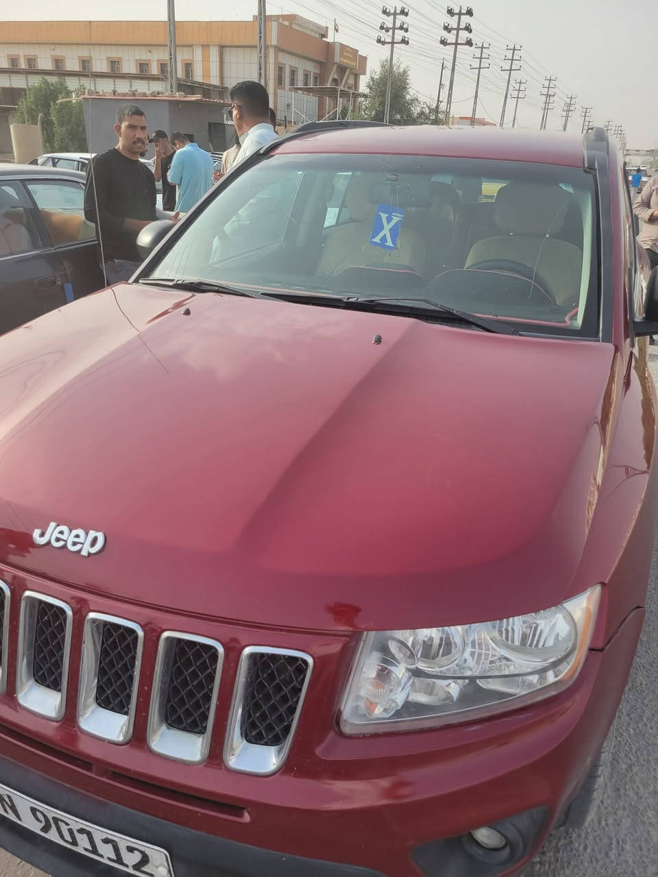 جيب كومبارس موديل 2016 مكينه 2400 حادثها خفيف رقم بغداد الجديد بأسمي تحويل ثاني يوم السعر 115 وبيها مجال بسيط  مكاني البصره الهوير 
***********
