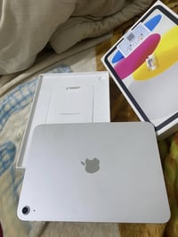 ايباد 11 • ٢٥٦ • باكيت وشاحن