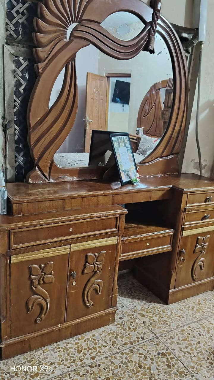 غرفة اخشاب صاج داخل وخارج  للبيع رايديه 550للاستفسار ‏‪***********‬‏
