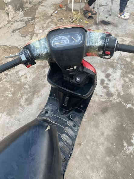 السلام عليكم بطه لبيع ما مفتوحه ناعمه بس الكربائيات ما تشتغل بسبب ربط الوايرات ما اعرف اربطهن ونقص فقط جامات مال لايتات وقبق بانزين وتحياتي الكم سعر 175وبيه مجال بسيط جداً مكاني كربلاء تجاوز حي الصناعي قرب كوفي ابو الجود  ***********
