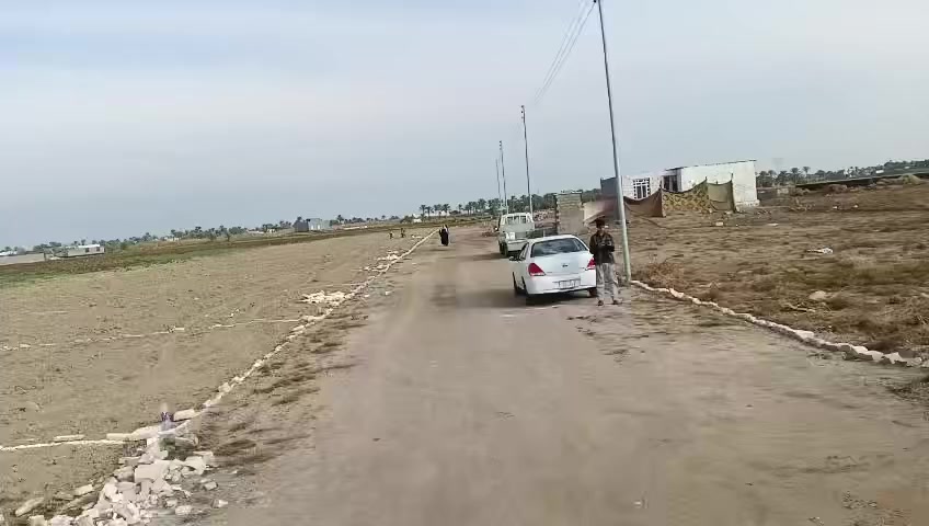 توجد قطع اراضي للبيع في الرمادي منطقه الجمعيه الثانيه قرب الطاحونه طابو زراعي تنازل مباشر مساحه القطعه 250 م  على شارع 10م واصل جميع الخدمات من ماء وكهرباء سعر القطعه 13 مليون وقابل للتفاوض 

للتواصل الاتصال او زياره المكتب على طريق الثرثار قرب الطاحونه 

***********

***********
