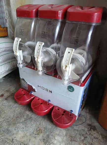 ماكنه ازبري هوسك للبيع ***********السعر اخوالجديد مشتغله قليل
