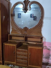 ميز صاج • غرفة نوم