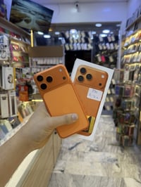 ايفون 17 برو ماكس ذاكرة  256 بطارية 100 ايسيم الشريحة الالكترونية بدون...