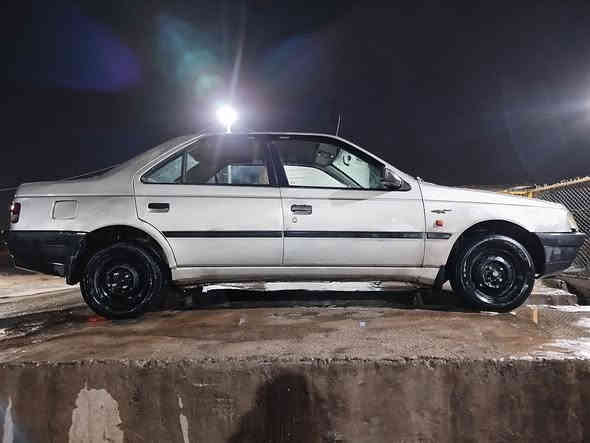 من رخصة الادمن 
بيجو روى 2009 رقم كربلاء انكليزي حر باسمي شرط مداور ثاني يوم تبريد شغال تخم تاير وباتري جديد 
السعر 27$ وبيها مجال
رقم الهاتف 
*********** 
بي واتس اب
