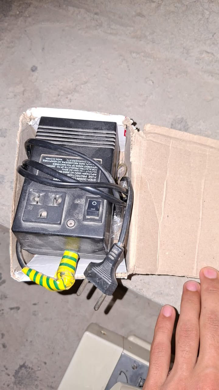 السلام عليكم
مكينة خياطة نوع برذر للبيع 
مكينة ياباني أصلي و شغالة 
السعر 55 الف وبيها بعد مجال للشراي 
***********
